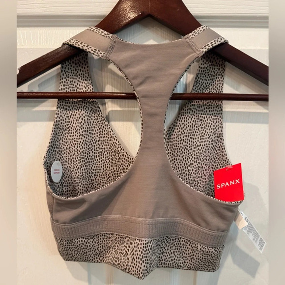 NWT Spanx Women's Longline Medium Impact Sports Bra In Neutral Wave Size XS - Picture 4 of 8
